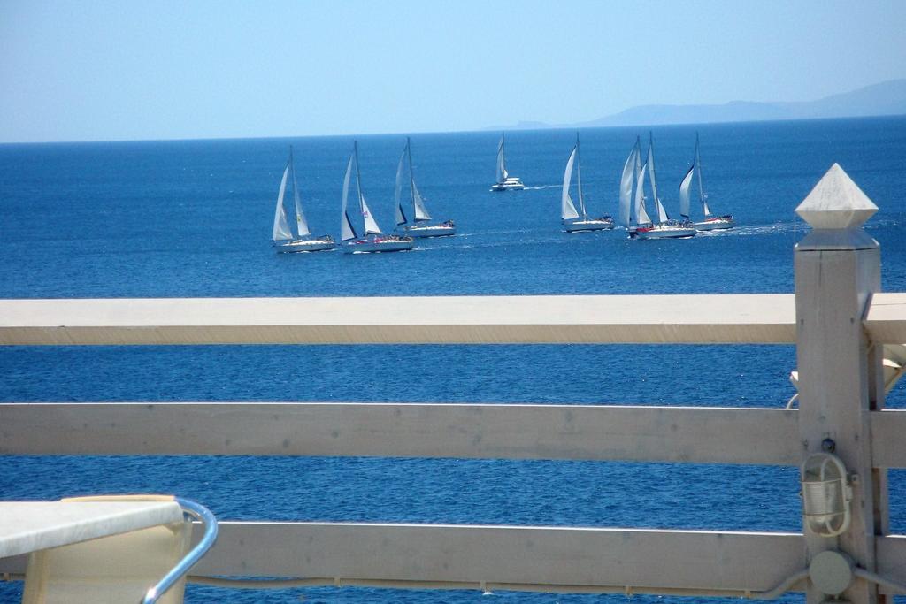 Kavos Bay Seafront Hotel Agia Marina  Екстер'єр фото